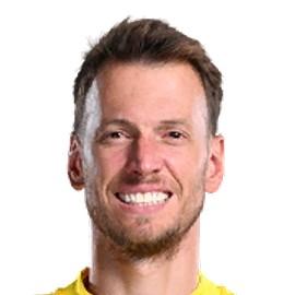 Neto (77)