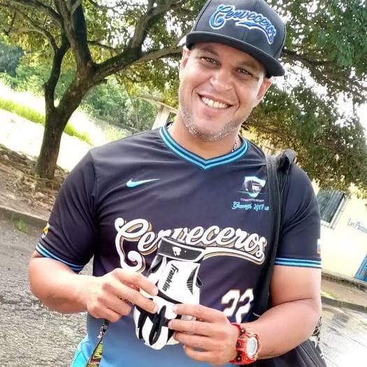 ARNALDO TOLEDO