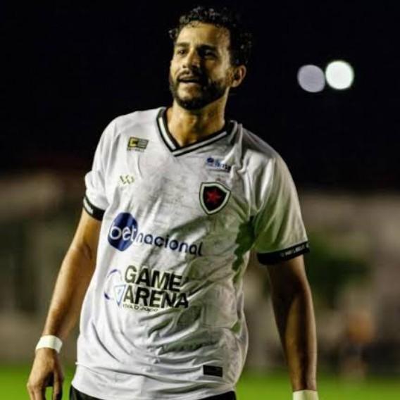 Henrique Dourado