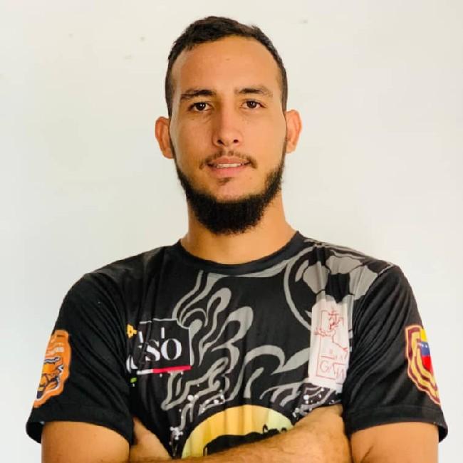 LEONARDO VELASQUEZ
