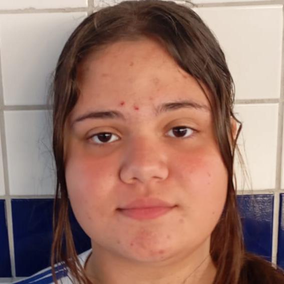 Larissa Claudino (UCEG)