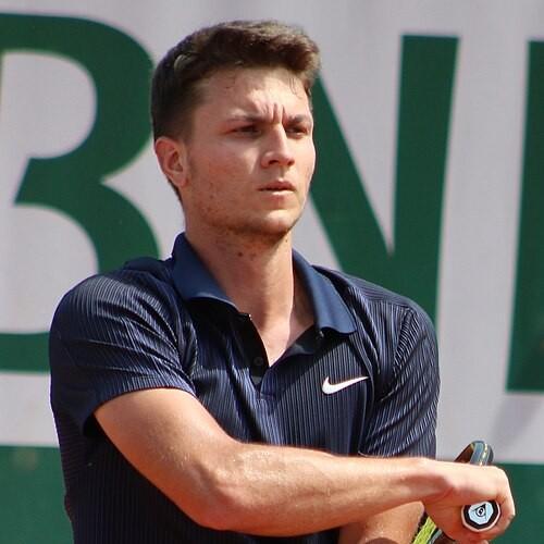 M. Kecmanović