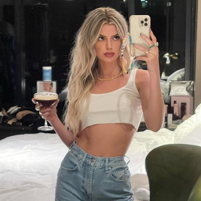 Alissa Violet