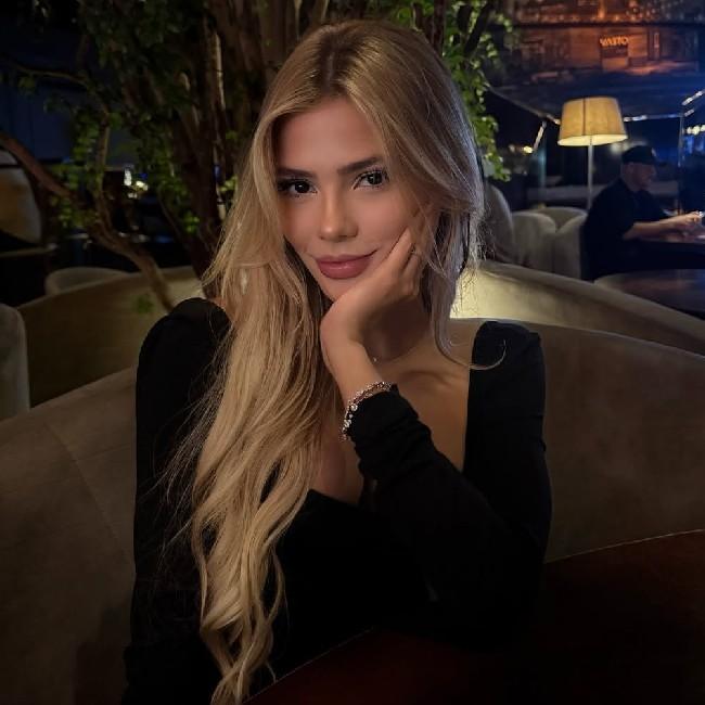 Krys Araújo