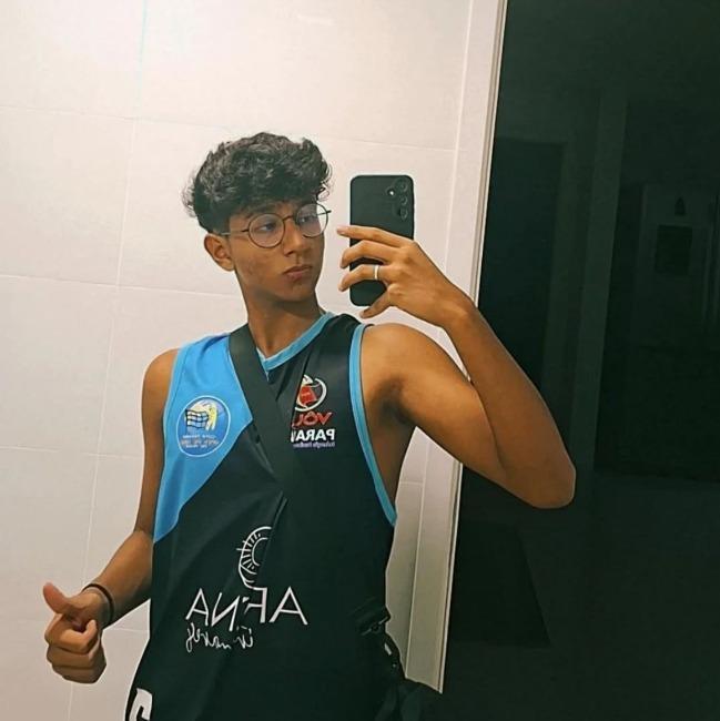 Adris Pereira