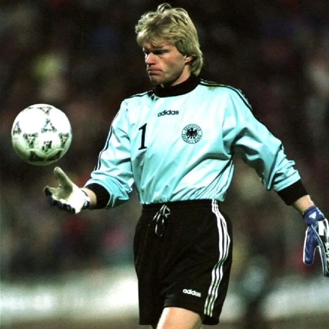 OLIVER KAHN