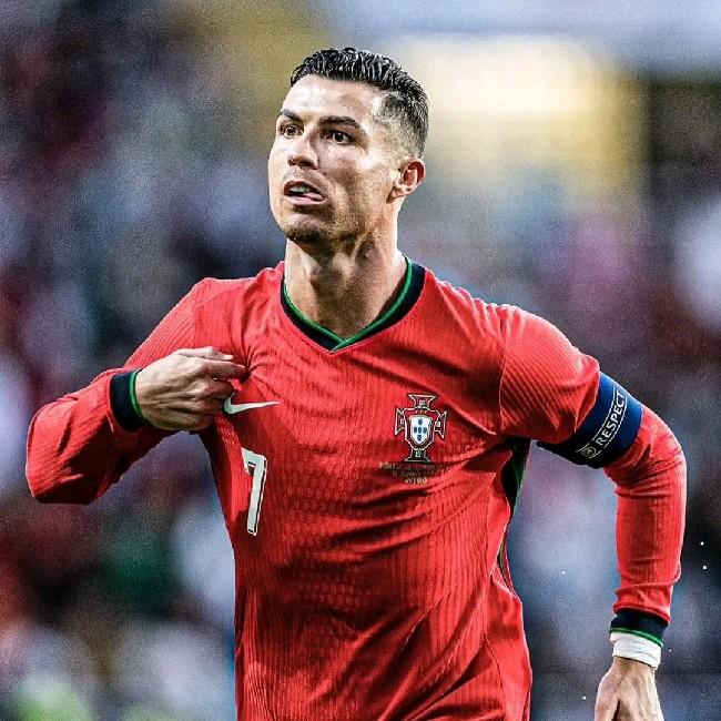 CHRISTIANO RONALDO
