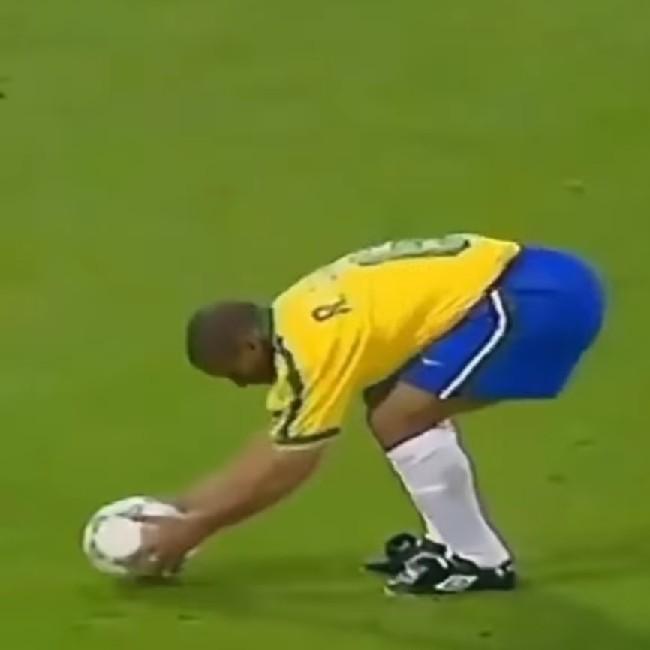 ROBERTO CARLOS