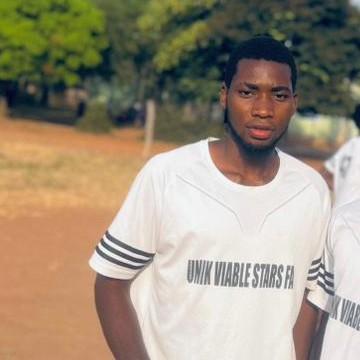 Edeh Ebuka centerdefender (CD)
