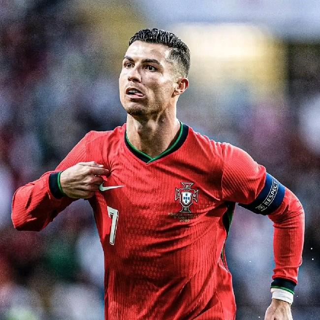 CHRISTIANO RONALDO