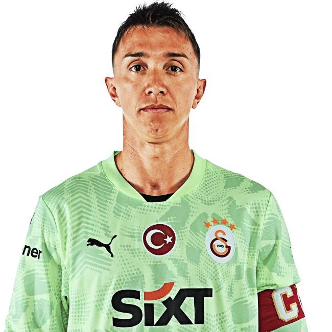 FERNANDO MUSLERA