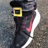 one two buckle my shoe