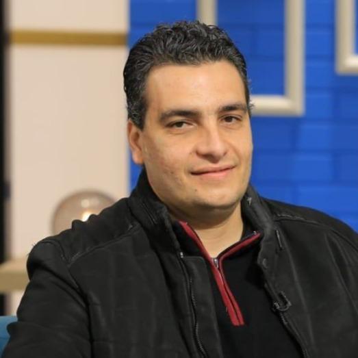 1- علاء عزت حسن