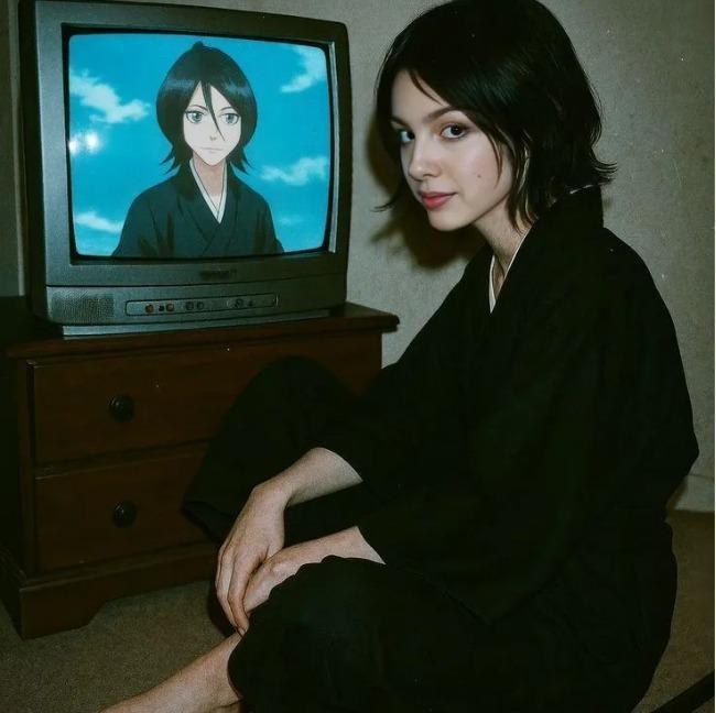 AYLA EKNOW