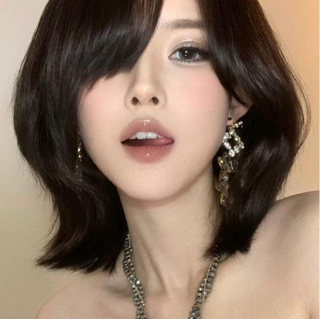 YUKI SAROKOSAWA