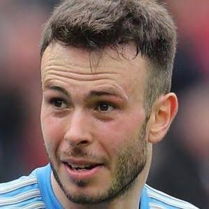 🏴󠁧󠁢󠁳󠁣󠁴󠁿 A. Considine