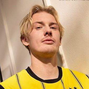 CAM | Julian Brandt
