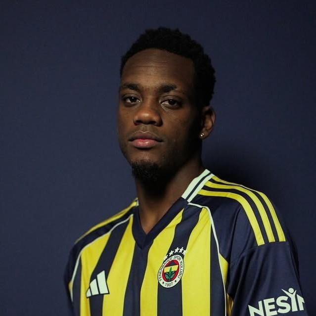 ST | Jhon Duran