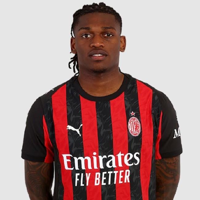 LW | Rafael Leão