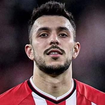 CB | Aitor Paredes