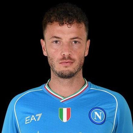 CB | Amir Rrahmani