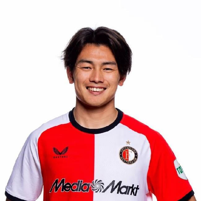 ST | Ayase Ueda