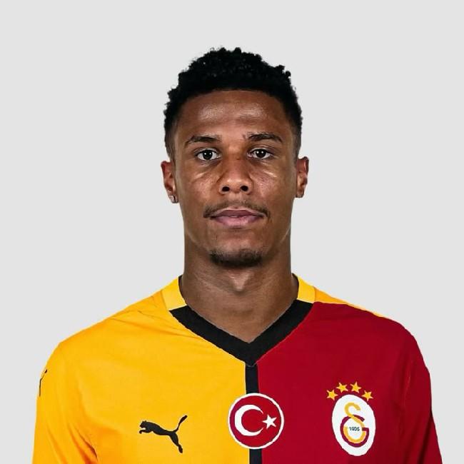 LB | Ismail Jakobs