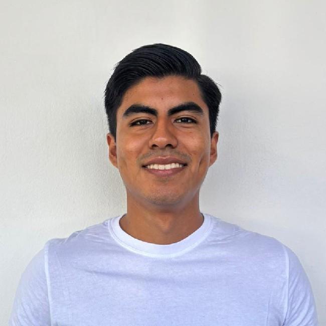 Alex Salazar Vargas