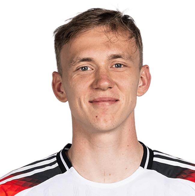 MAXIMILIAN BEIER (CF)