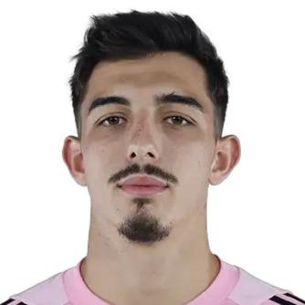 Alberto Flores