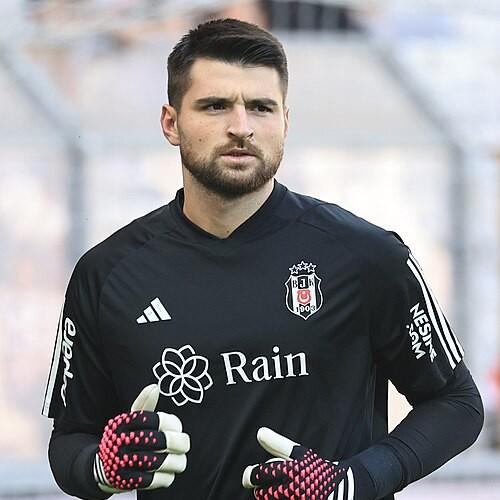 Ersin Destanoglu (3rd captain)