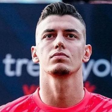 Berke Özer