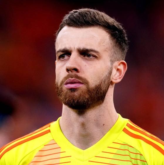 Angus Gunn