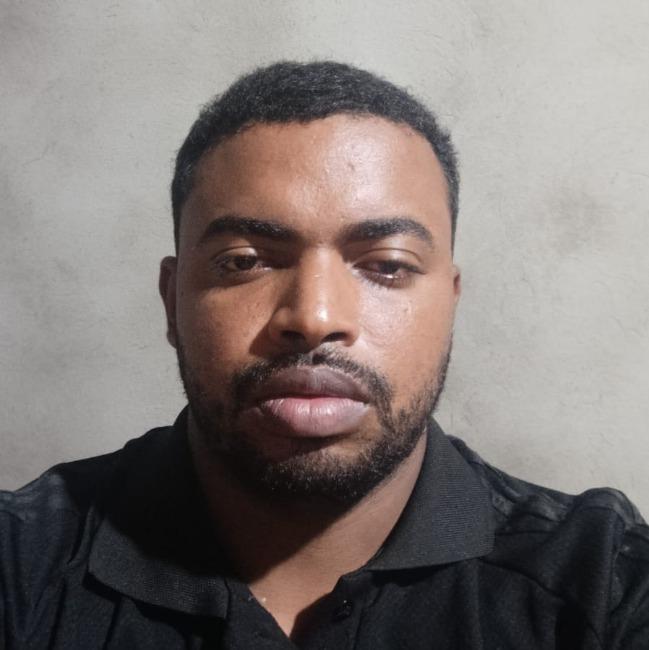 VINÍCIUS DE SOUSA BARBOSA