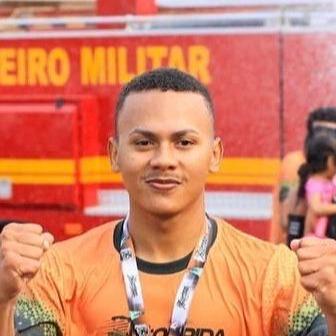 VICTOR MANOEL OLIVEIRA DE ARAÚJO