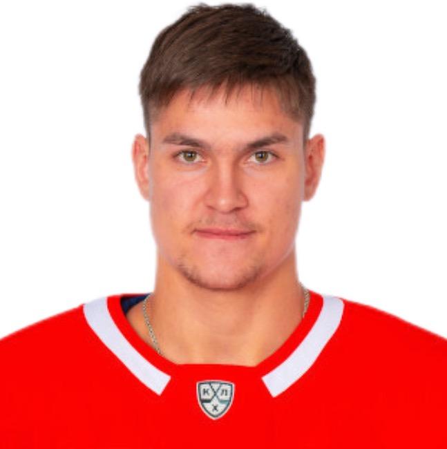 Максим Цыплаков