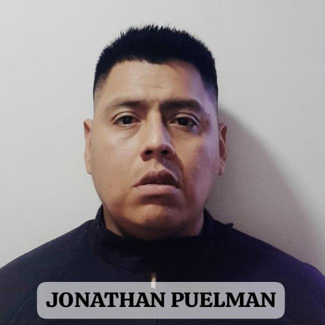 Jonathan Puelman