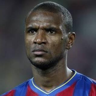 🇫🇷 E. Abidal