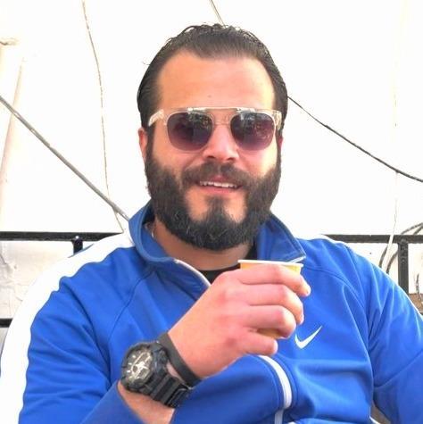 2- ادهم الشرقاوي