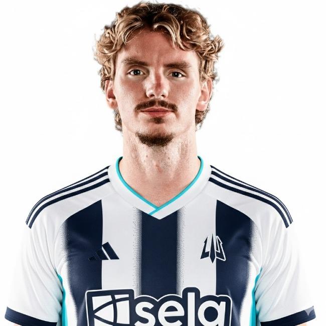 Лукас Нойманн