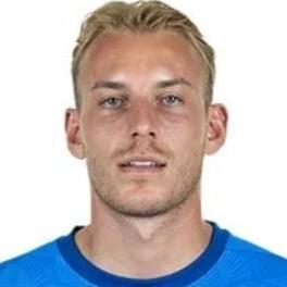 🇩🇪 T. Becker