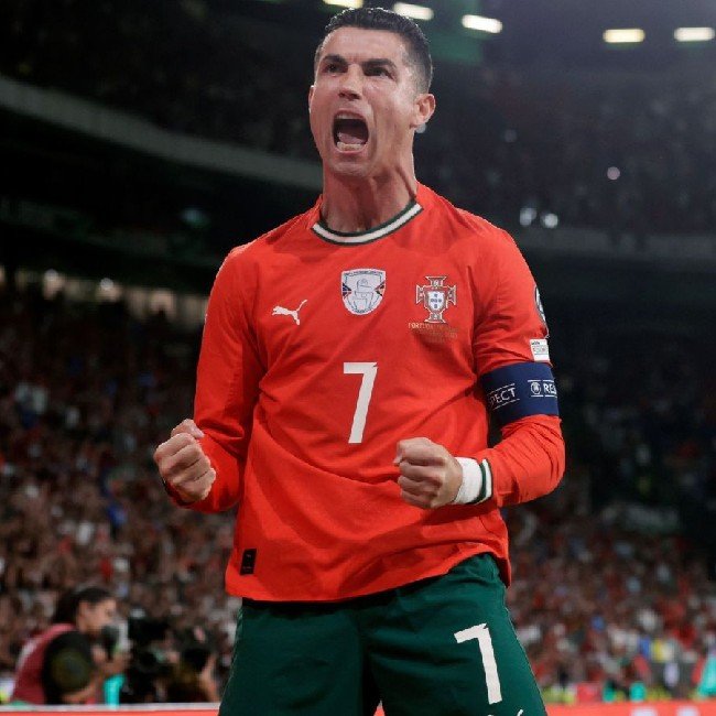 CRISTIANO RONALDO
