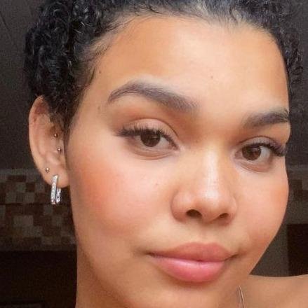 Luisa Farias (Holy Spin)