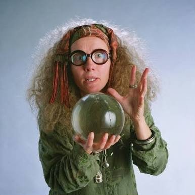 PATRI "LA ADIVINA" ROCHA