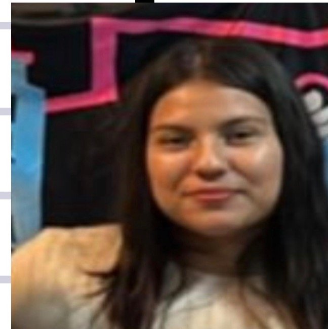 16 Isdareli Gonzalez