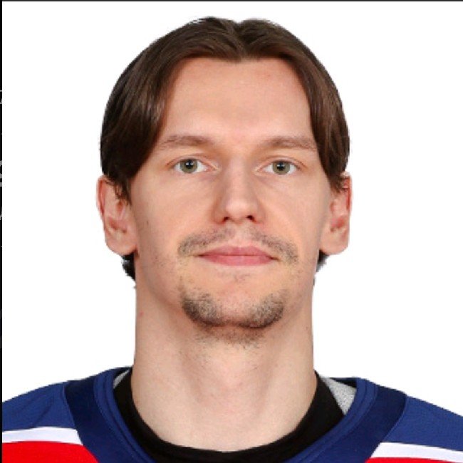 Денис Гурьянов