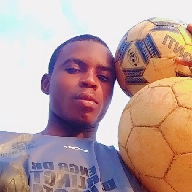 Nwusulor chiemeria
Centre defender(4)