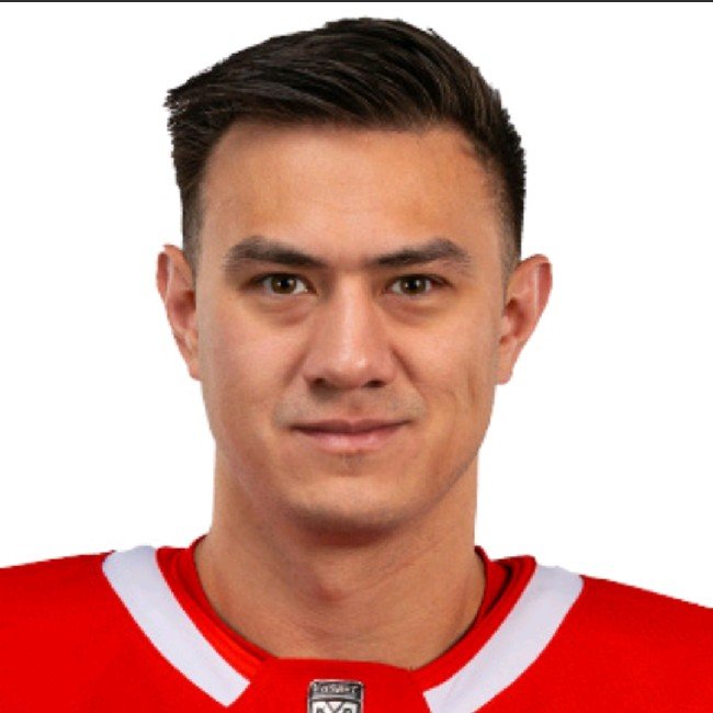 Лукас Локхарт 🇨🇦