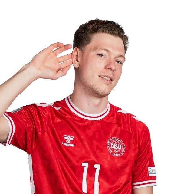 Andreas Skov Olsen