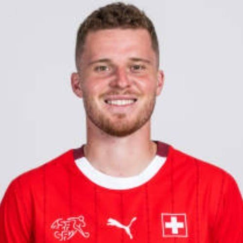 Nico Elvedi